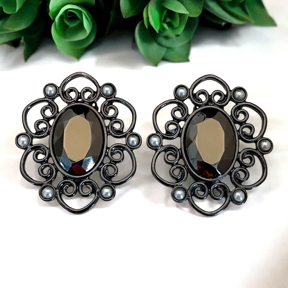 Vintage 1980s Filigree Earrings Hematite Tone Simulated Pearl Clip On - 12R